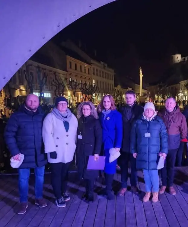 Skupina organizátorov verejného zhromaždenia